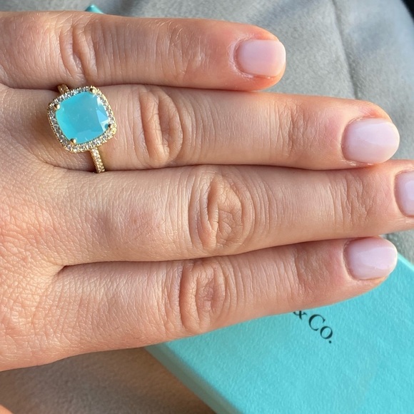 GOLD Tone And Blue Accent Ring - Picture 16 of 16